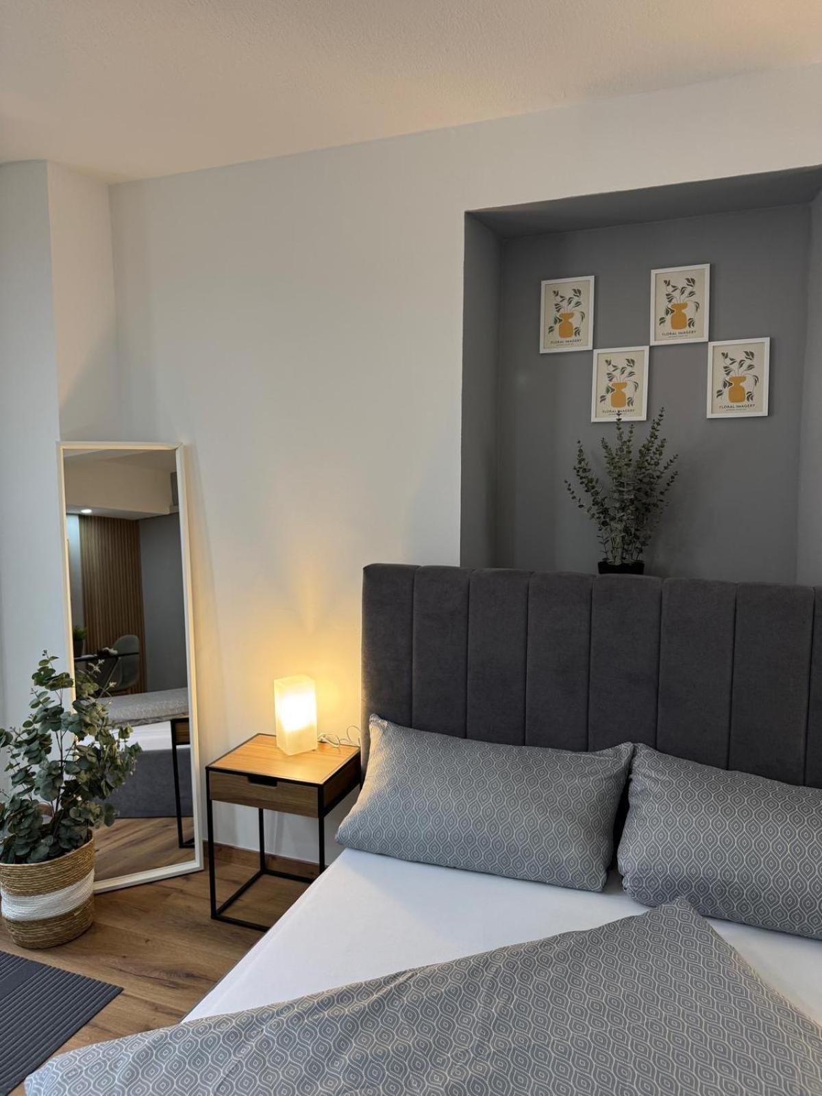 M & E Ferienwohnung Bad Mergentheim Buitenkant foto