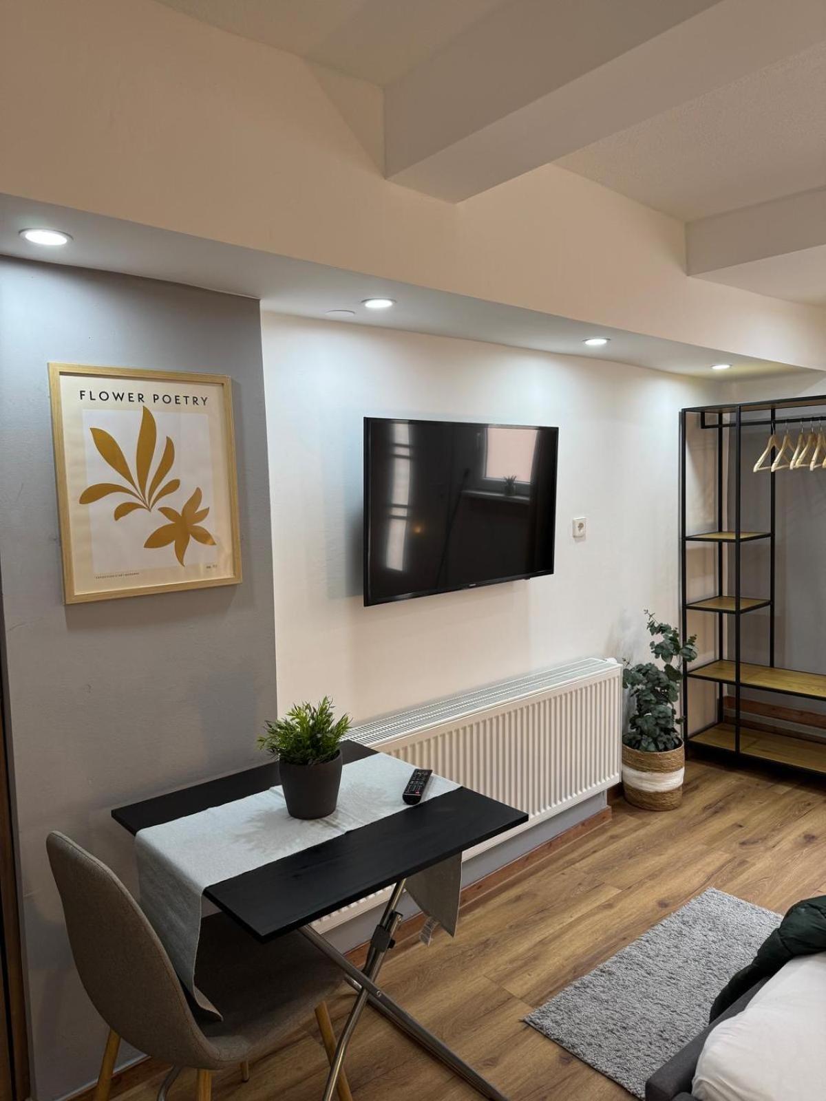 M & E Ferienwohnung Bad Mergentheim Buitenkant foto
